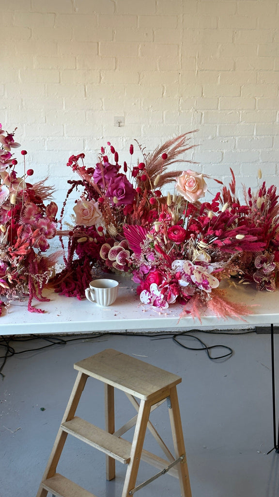 hiddenbotanicsweddings Centerpieces Dried & Artificial Flowers Top Table Centerpiece - Hot Pink