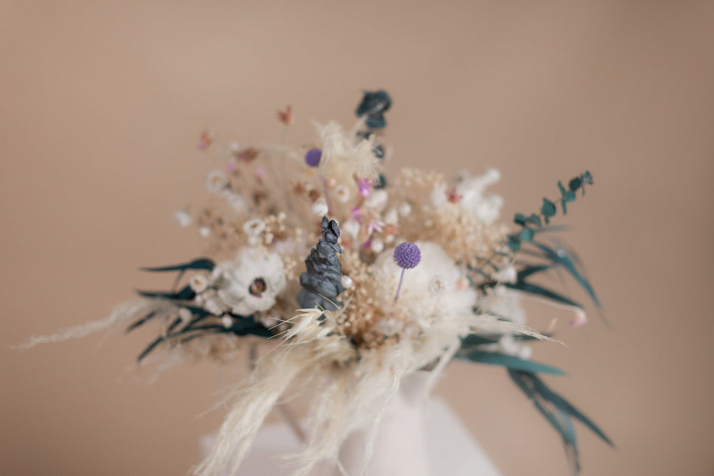 hiddenbotanicsweddings Bouquets Colourful Dried & Artificial Flowers Bridal Bouquet - Off-White & Green No:2