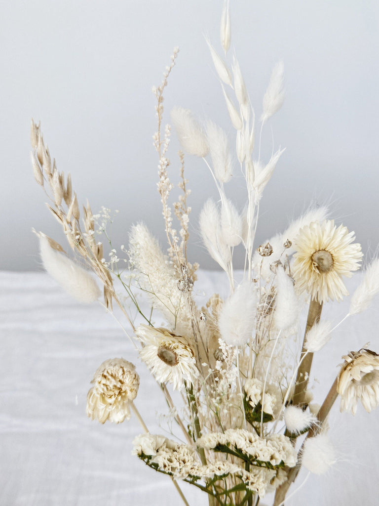 hiddenbotanicsweddings Floral Home Decorations Natural Dried Helichrysum Bunny Tail Floral Vase Arrangment / Dried Flowers