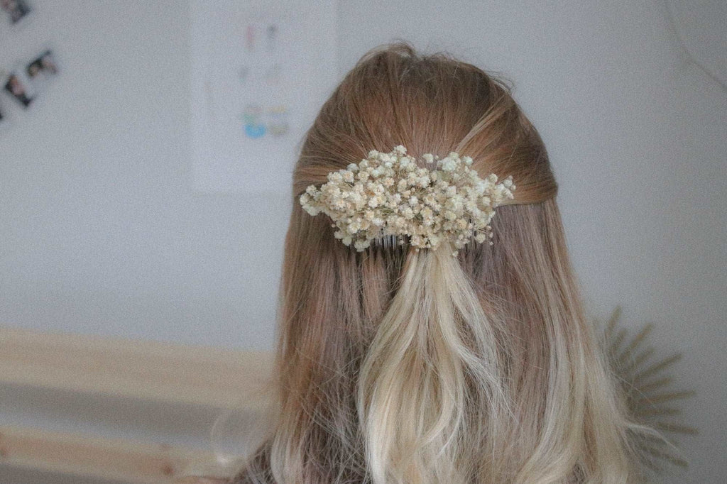 hiddenbotanicsweddings Hair Combs Baby's breath flower comb, hair comb, Baby's Breath hair slides, Gypsophila Bridal Comb, Dried Flowers, Boho weddings