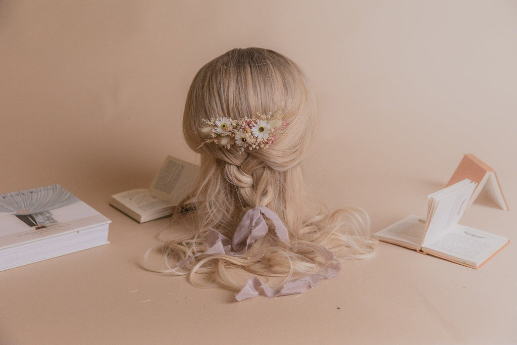 hiddenbotanicsweddings Hair Combs Dried Gypsophila & Daisies Bridal Hair Comb / Dried Lavender Wedding Hair Comb