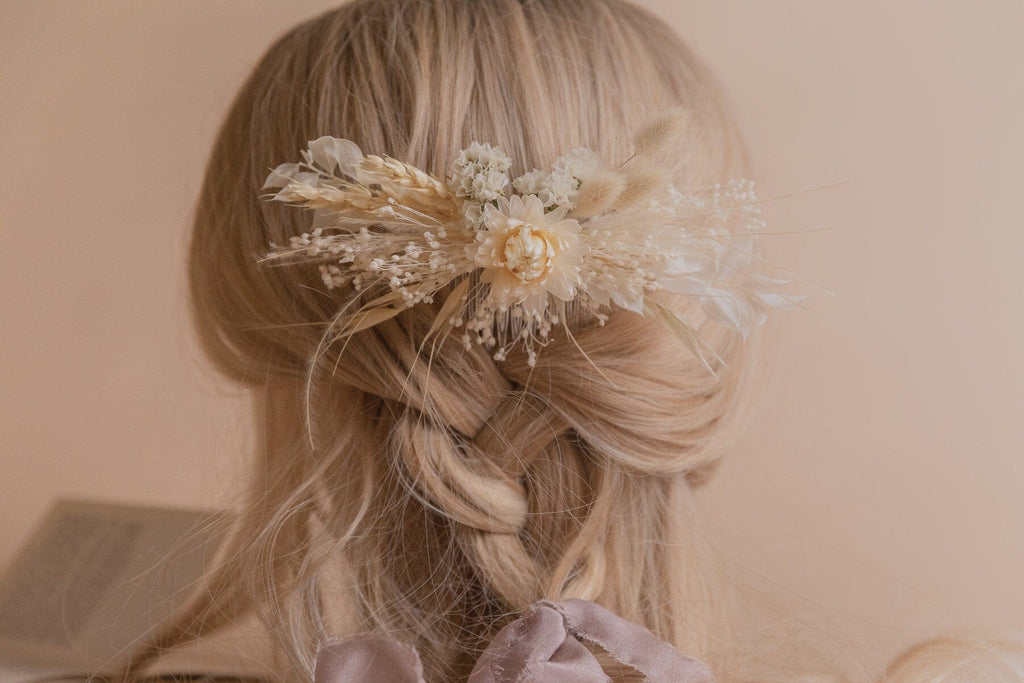 hiddenbotanicsweddings Hair Combs White Statice & Straw Flowers Hair Comb / Bridal Boho Wedding Comb