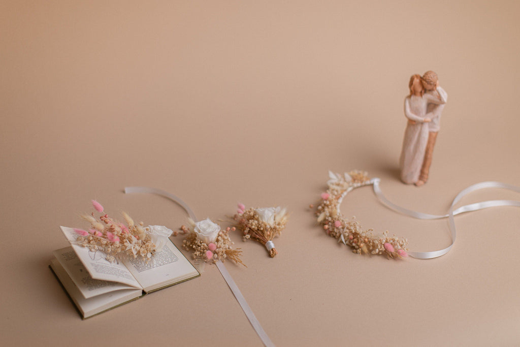 hiddenbotanicsweddings Hair Combs Wildflower Pastel Bridal Comb / Wedding Hair Accessory
