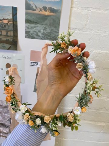 Cream flower clearance crown