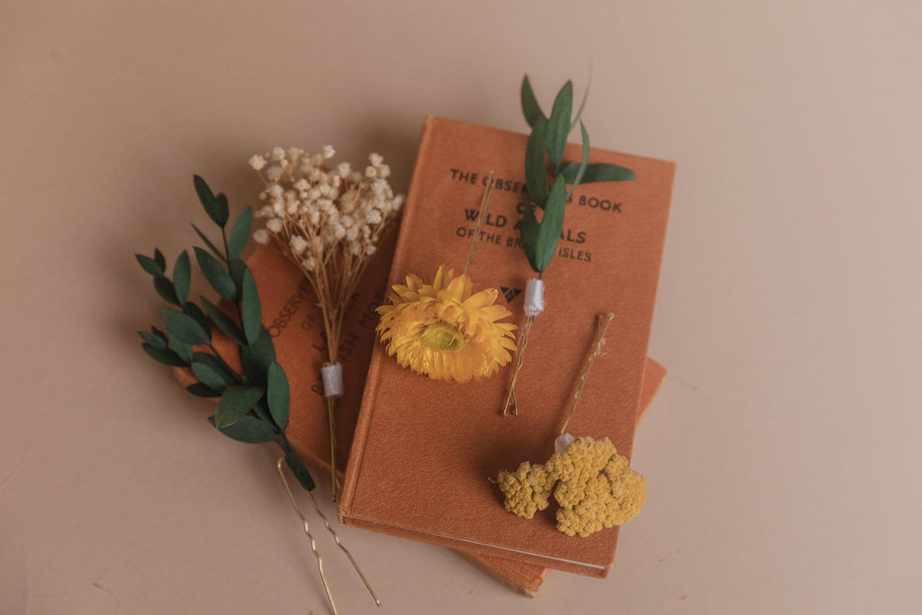 hiddenbotanicsweddings Hair Pin Sets Preserved Eucalyptus & Yellow Yarrow Flowers With Yellow Straw Flowers Boho Bridal Hair Pin Set 5 Piece
