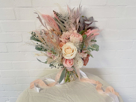 Pink Wedding Flowers | Sustainable Pink Wedding Decorations ...